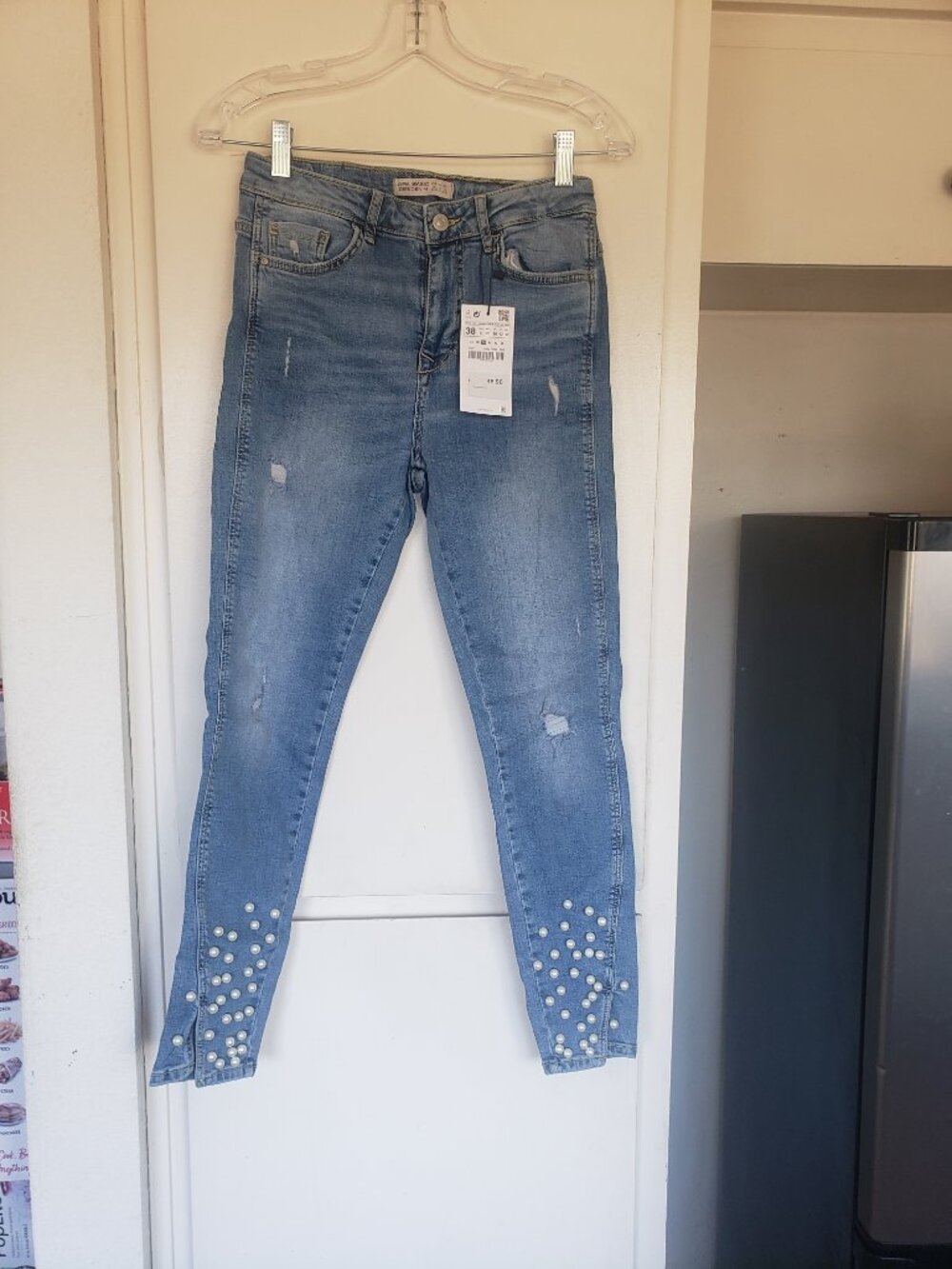 Zara Pearl Encrusted Jeans Size 6